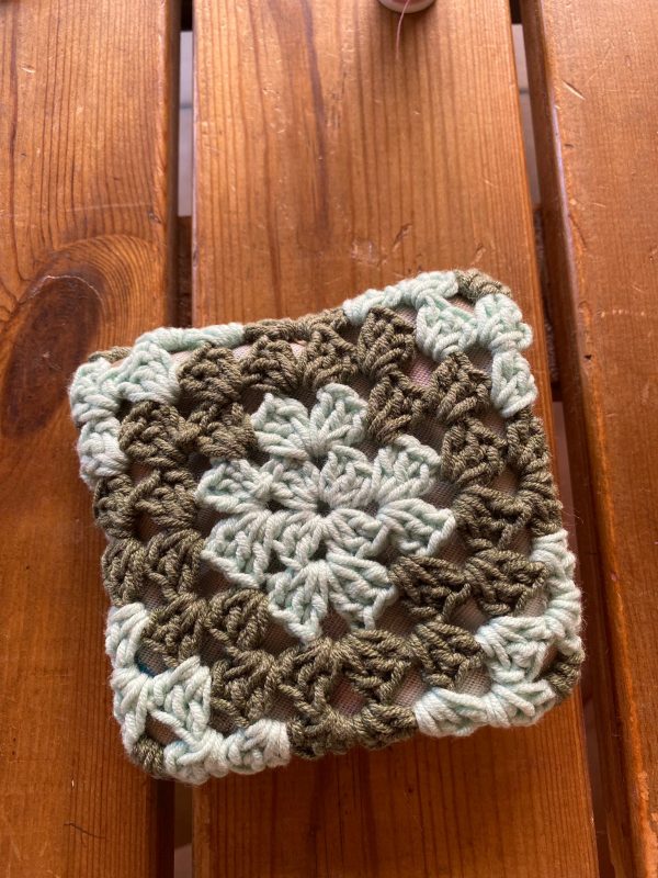 Taller de Crochet “Granny Pocket: tarjetero crochet” Sábado, 4 de octubre de 2025 - Imagen 4